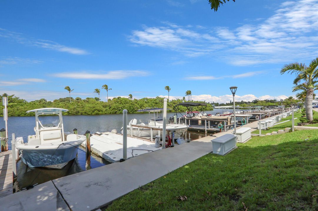 For Sale: $629,000 (3 beds, 2 baths, 1472 Square Feet)