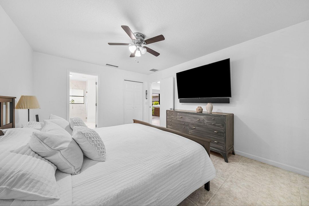 Activo con contrato: $5,600 (3 camas, 2 baños, 1550 Pies cuadrados)