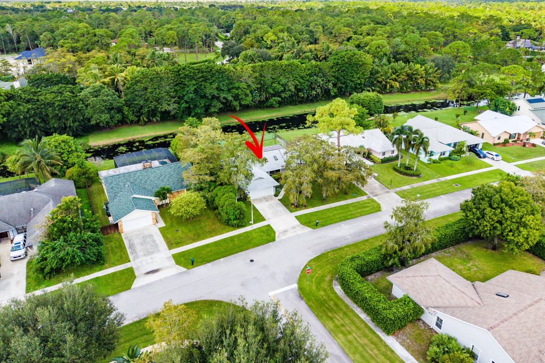 Activo con contrato: $5,600 (3 camas, 2 baños, 1550 Pies cuadrados)