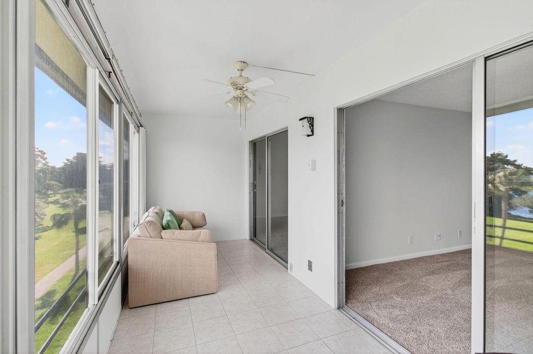 Под контрактом: $139,000 (2 спален, 2 ванн, 1156 Квадратных фут)