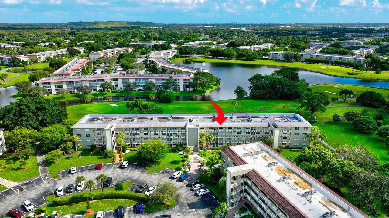 Под контрактом: $139,000 (2 спален, 2 ванн, 1156 Квадратных фут)