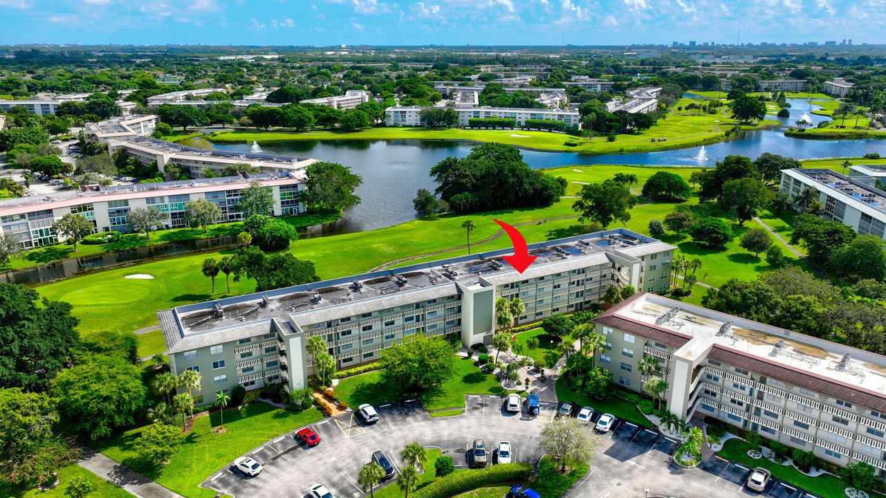 Под контрактом: $139,000 (2 спален, 2 ванн, 1156 Квадратных фут)