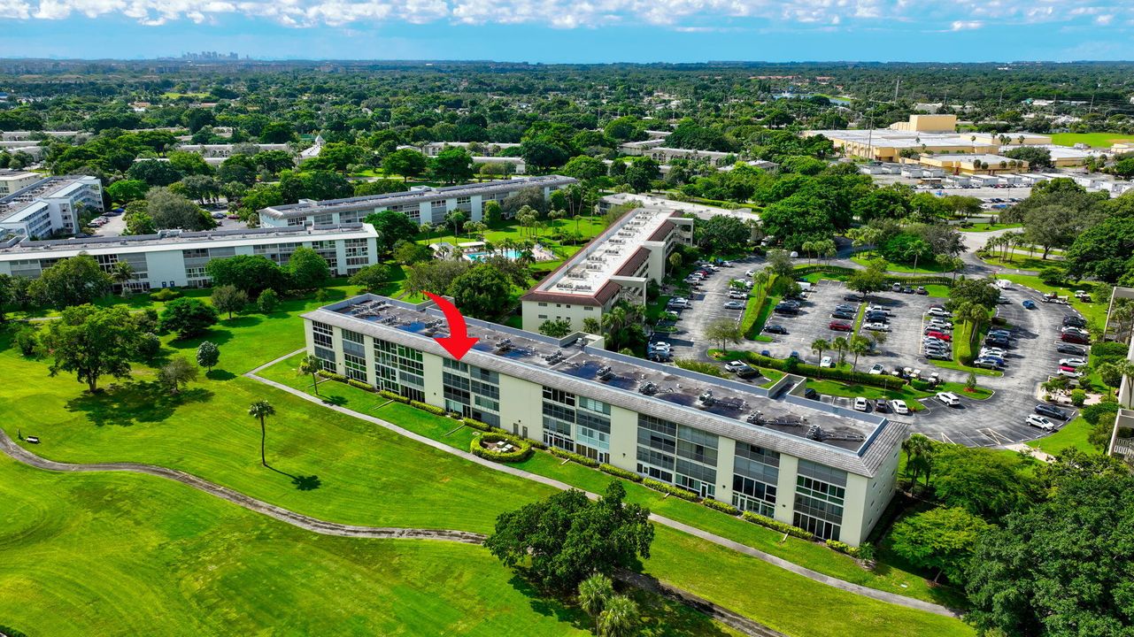 Под контрактом: $139,000 (2 спален, 2 ванн, 1156 Квадратных фут)