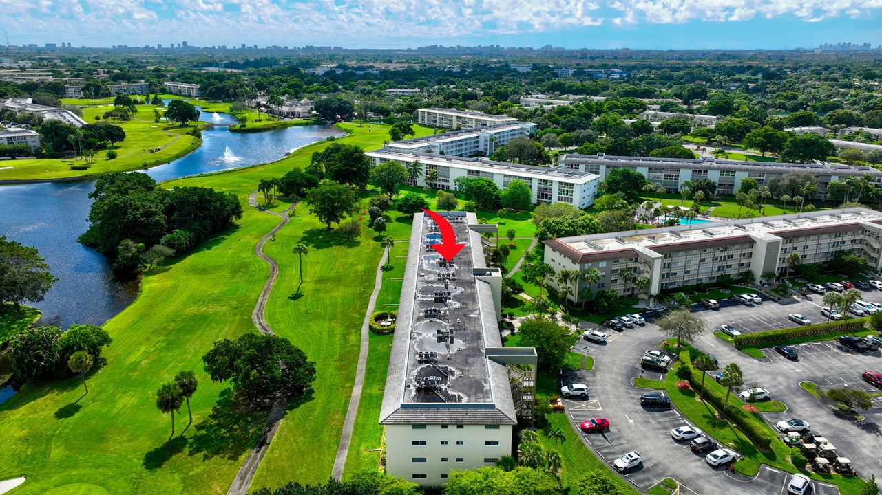 Под контрактом: $139,000 (2 спален, 2 ванн, 1156 Квадратных фут)