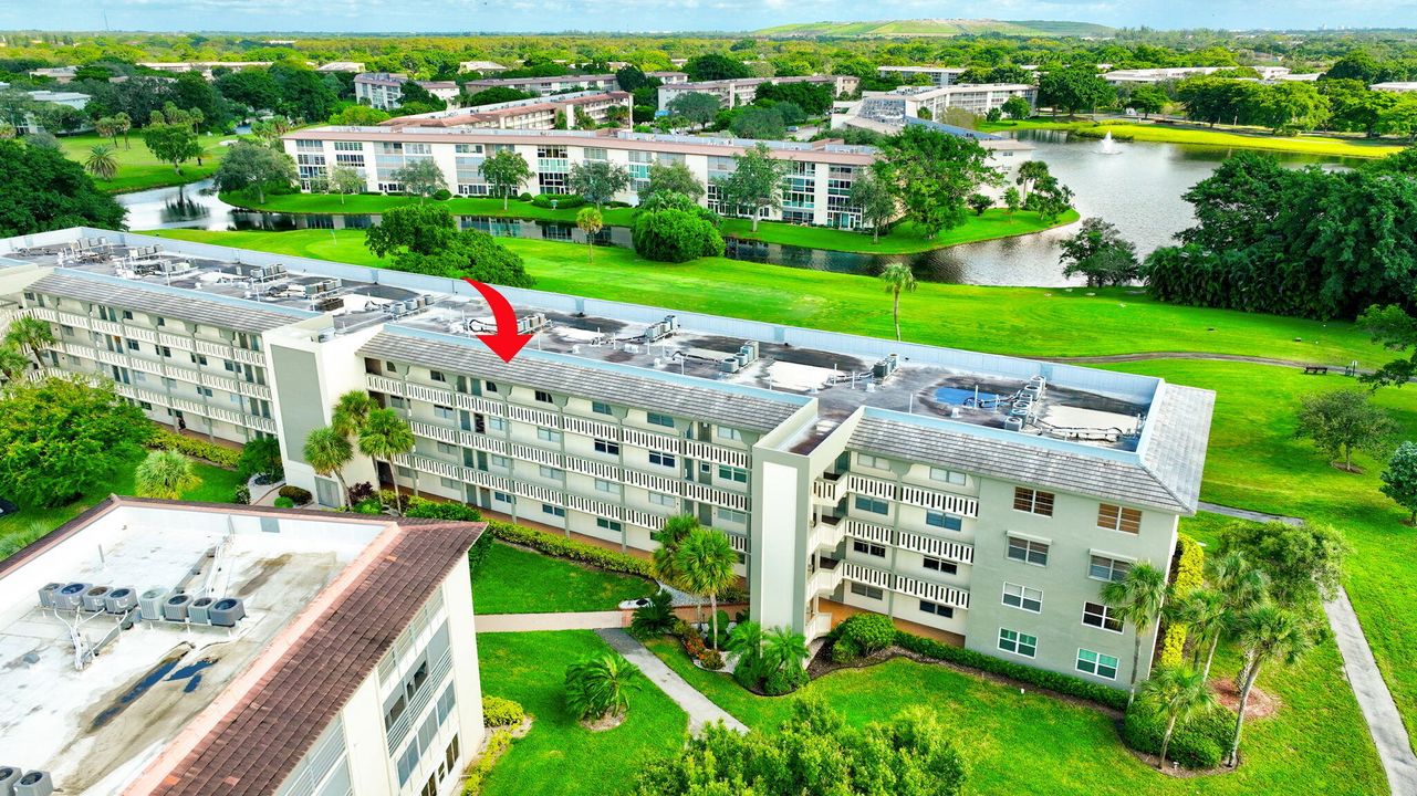 Под контрактом: $139,000 (2 спален, 2 ванн, 1156 Квадратных фут)