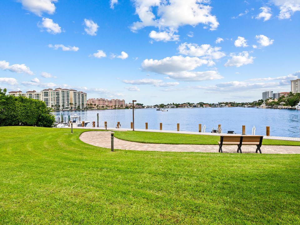 For Sale: $1,275,000 (3 beds, 3 baths, 2430 Square Feet)