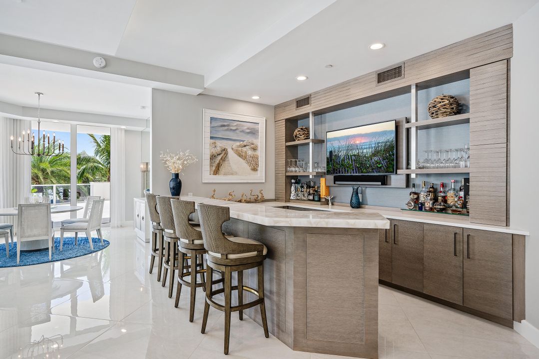 Active With Contract: $4,590,000 (4 beds, 4 baths, 3849 Square Feet)