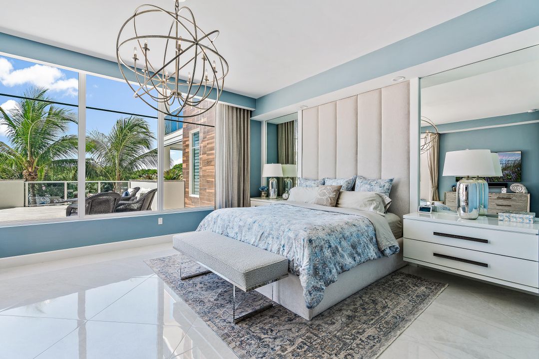 Active With Contract: $4,590,000 (4 beds, 4 baths, 3849 Square Feet)