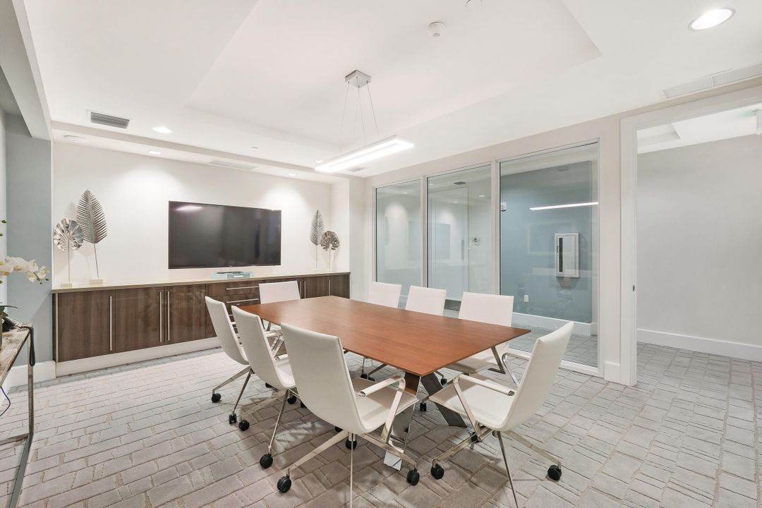 Active With Contract: $4,590,000 (4 beds, 4 baths, 3849 Square Feet)