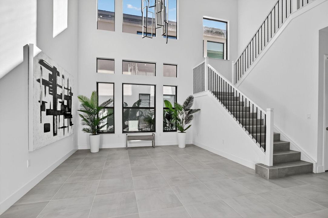 For Sale: $2,285,000 (5 beds, 7 baths, 4605 Square Feet)