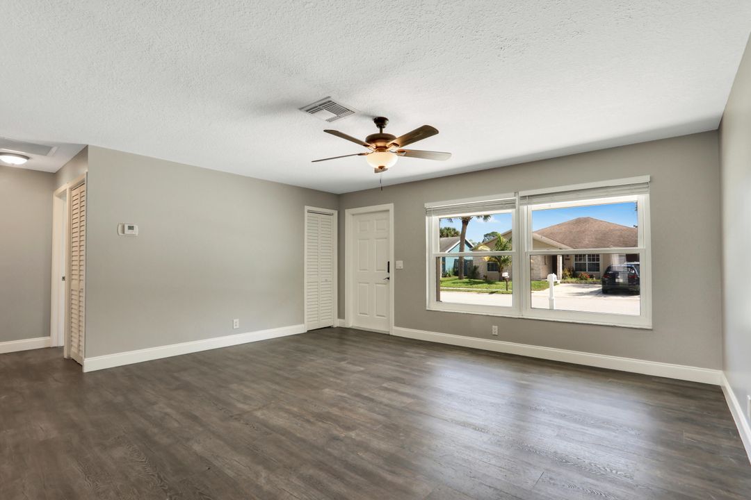 出租: $3,500 (4 贝兹, 2 浴室, 1600 平方英尺)