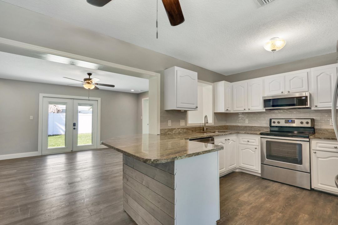 出租: $3,500 (4 贝兹, 2 浴室, 1600 平方英尺)