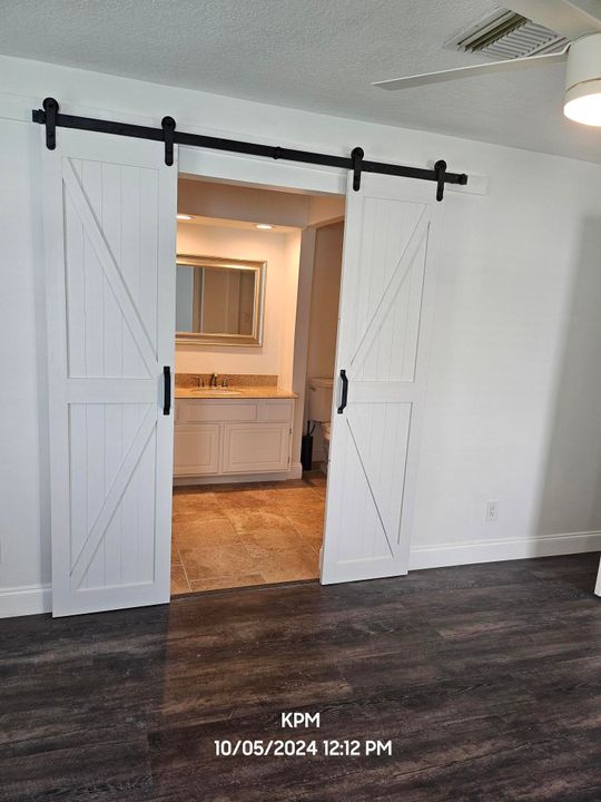 出租: $3,500 (4 贝兹, 2 浴室, 1600 平方英尺)