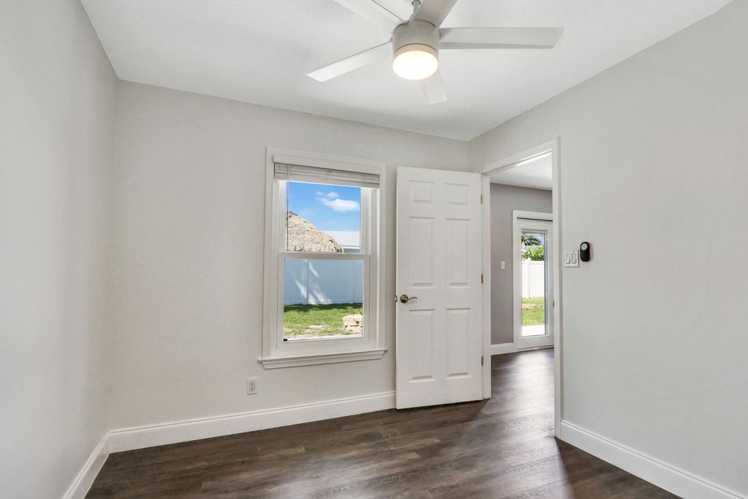 出租: $3,500 (4 贝兹, 2 浴室, 1600 平方英尺)