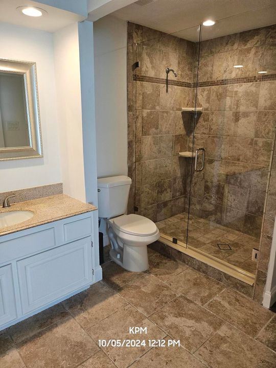 出租: $3,500 (4 贝兹, 2 浴室, 1600 平方英尺)