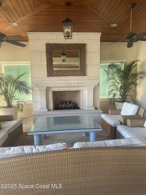 For Sale: $2,250,000 (3 beds, 3 baths, 3143 Square Feet)