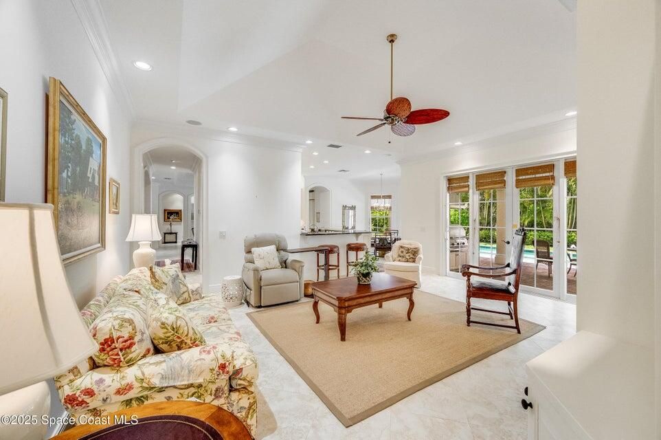 For Sale: $2,250,000 (3 beds, 3 baths, 3143 Square Feet)