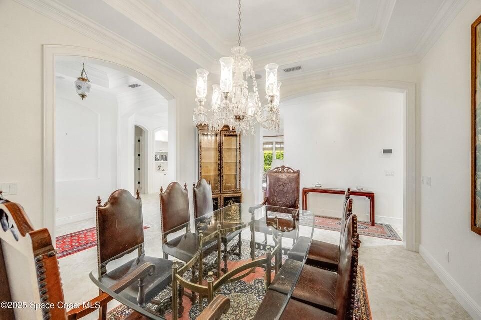 For Sale: $2,250,000 (3 beds, 3 baths, 3143 Square Feet)