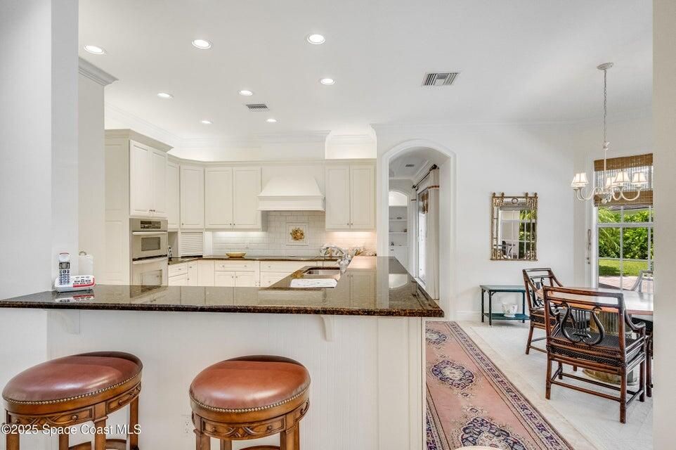 For Sale: $2,250,000 (3 beds, 3 baths, 3143 Square Feet)