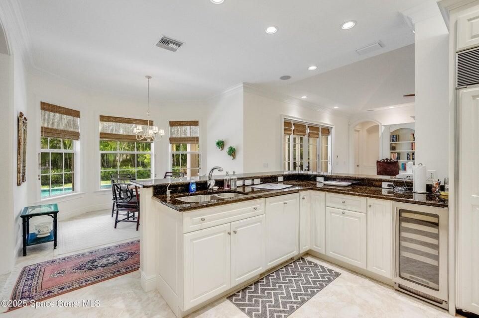 For Sale: $2,250,000 (3 beds, 3 baths, 3143 Square Feet)