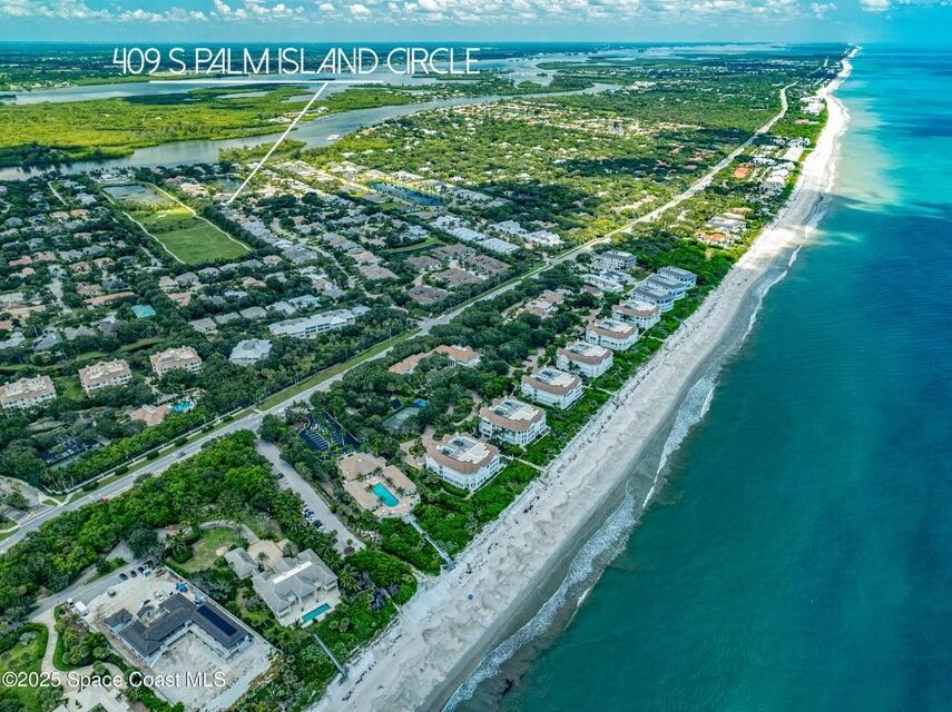 For Sale: $2,250,000 (3 beds, 3 baths, 3143 Square Feet)