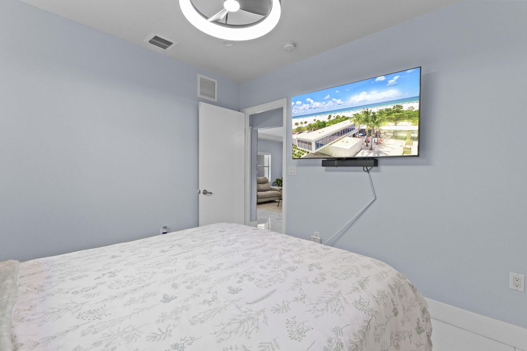 En Venta: $1,150,000 (4 camas, 3 baños, 2644 Pies cuadrados)