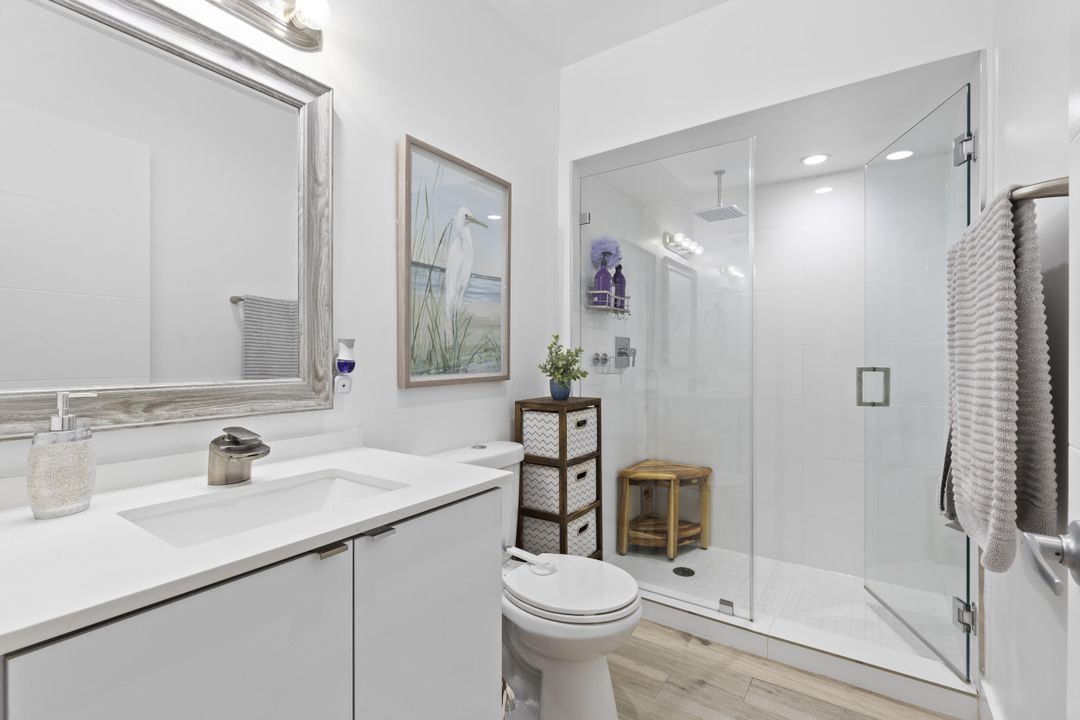 En Venta: $1,150,000 (4 camas, 3 baños, 2644 Pies cuadrados)