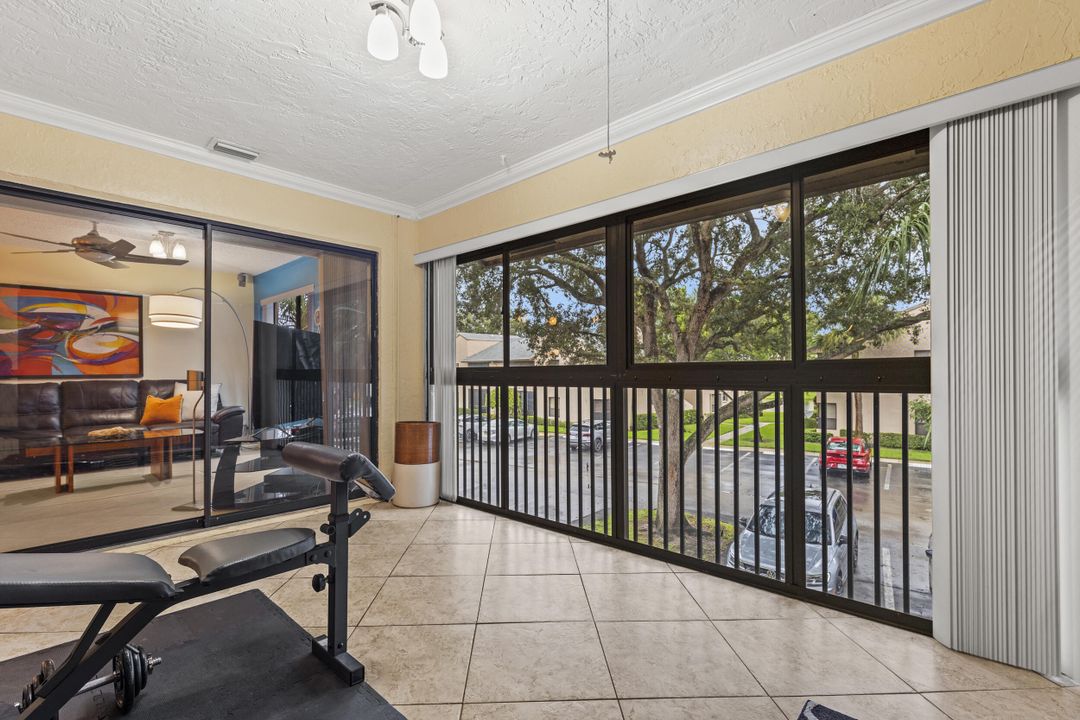 Active With Contract: $299,500 (3 beds, 2 baths, 1093 Square Feet)