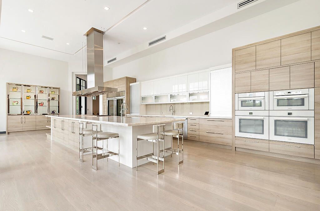 En Venta: $10,950,000 (5 camas, 7 baños, 9205 Pies cuadrados)