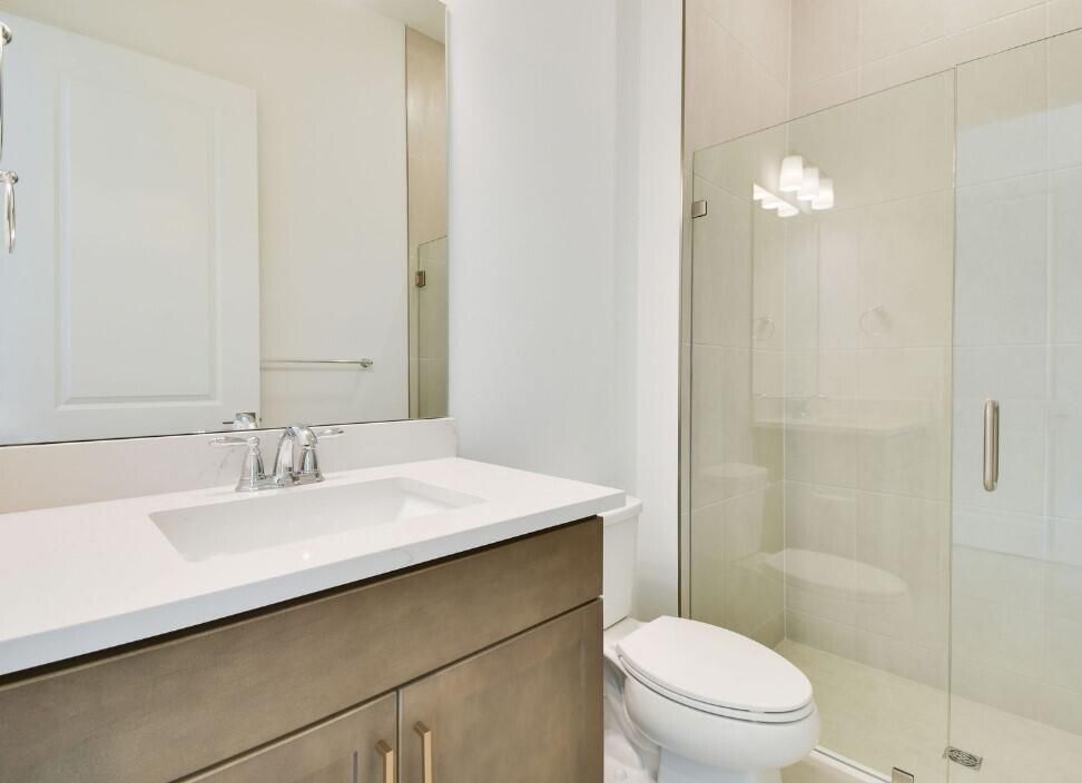 En Venta: $1,199,680 (3 camas, 4 baños, 2687 Pies cuadrados)