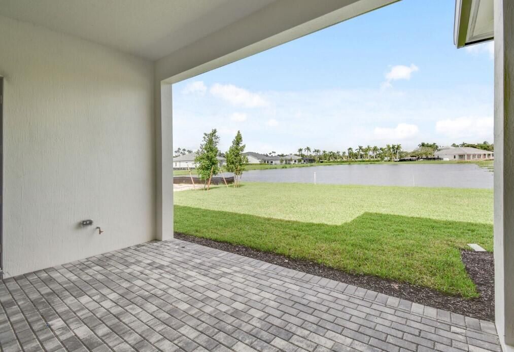 En Venta: $1,199,680 (3 camas, 4 baños, 2687 Pies cuadrados)