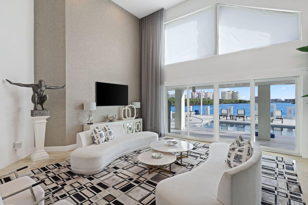 На продажу: $13,900,000 (5 спален, 7 ванн, 7022 Квадратных фут)