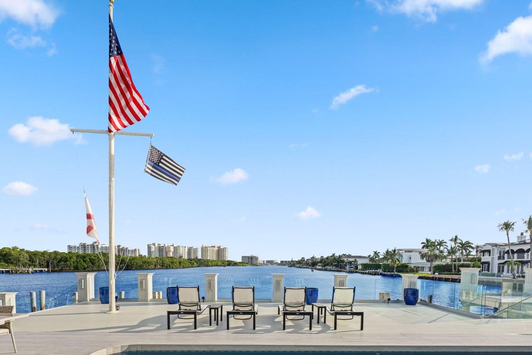 На продажу: $13,900,000 (5 спален, 7 ванн, 7022 Квадратных фут)