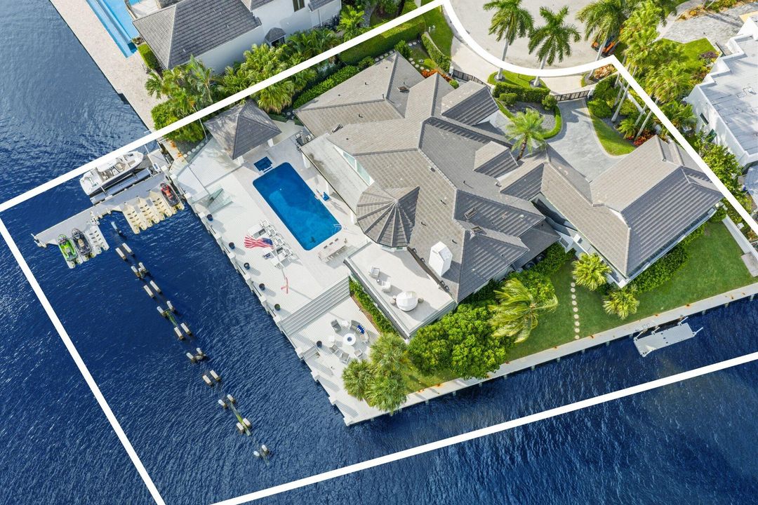 На продажу: $13,900,000 (5 спален, 7 ванн, 7022 Квадратных фут)