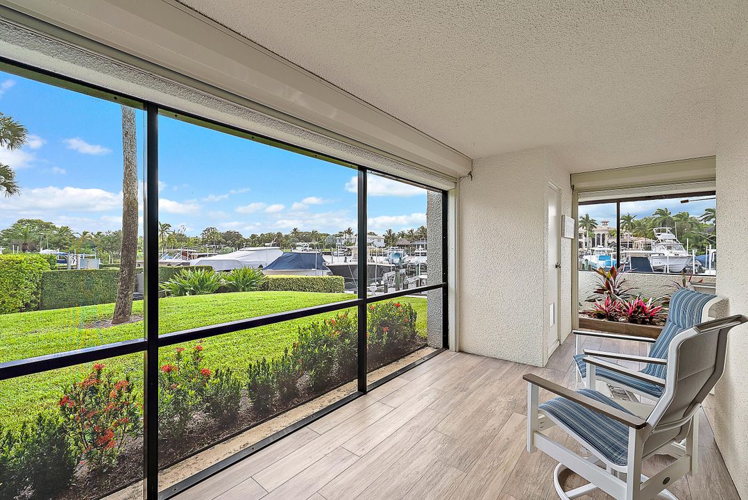 Active With Contract: $1,250,000 (3 beds, 2 baths, 1606 Square Feet)