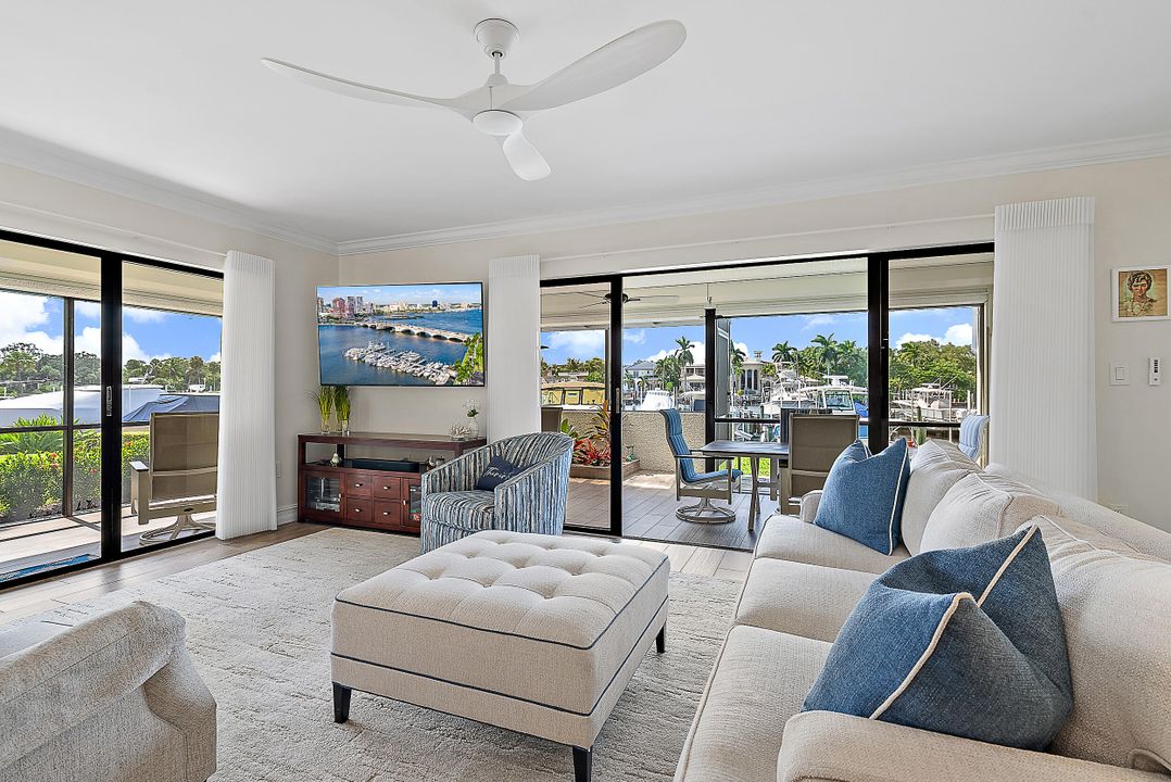 Active With Contract: $1,250,000 (3 beds, 2 baths, 1606 Square Feet)