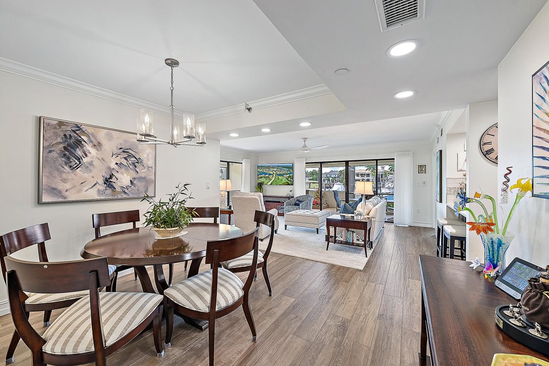 Active With Contract: $1,250,000 (3 beds, 2 baths, 1606 Square Feet)