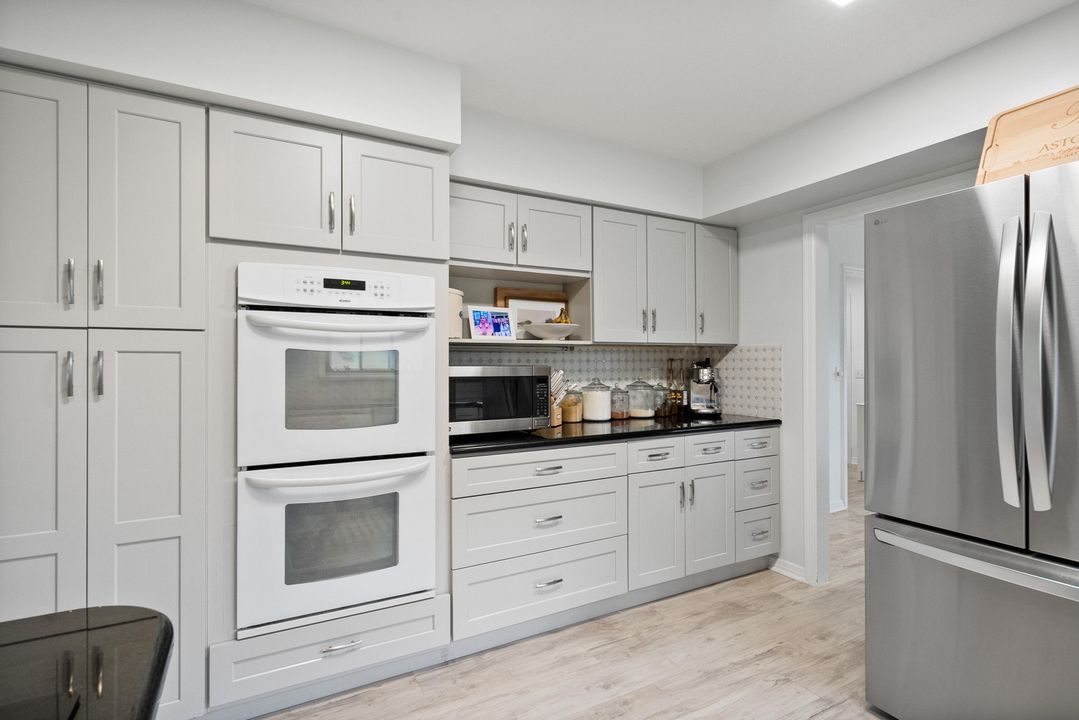 For Sale: $825,000 (3 beds, 2 baths, 2100 Square Feet)