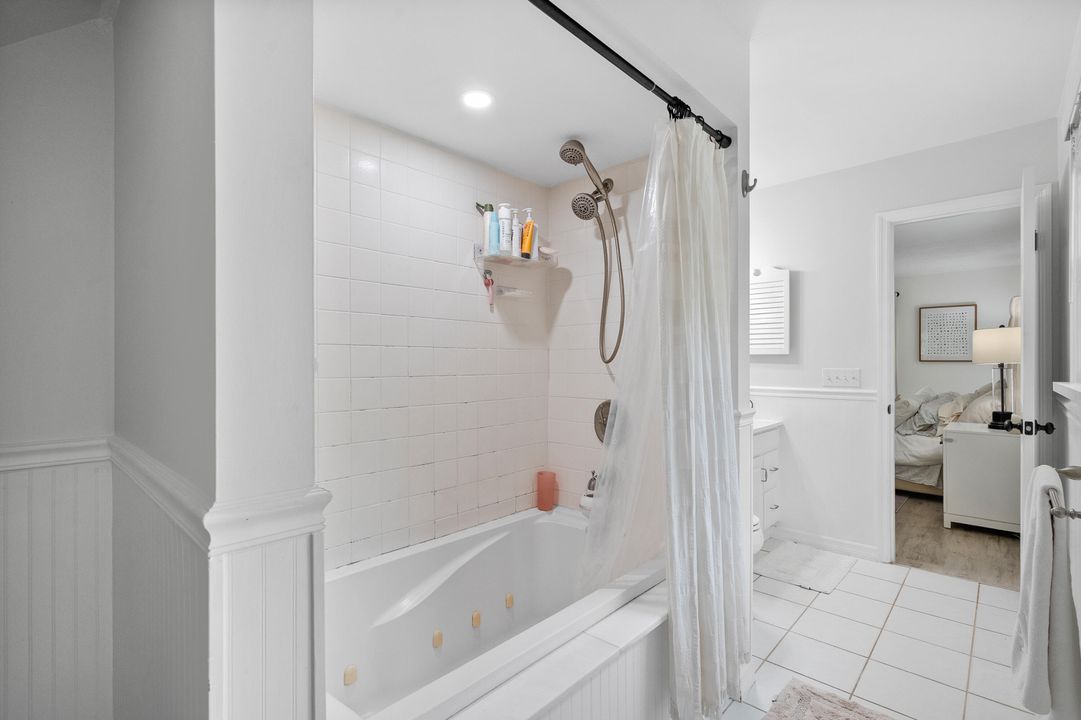 For Sale: $825,000 (3 beds, 2 baths, 2100 Square Feet)