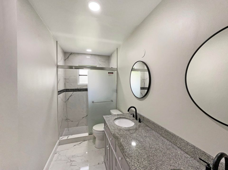 Под контрактом: $825,000 (4 спален, 3 ванн, 2337 Квадратных фут)