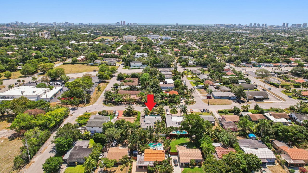 待售: $775,000 (3 贝兹, 2 浴室, 1347 平方英尺)