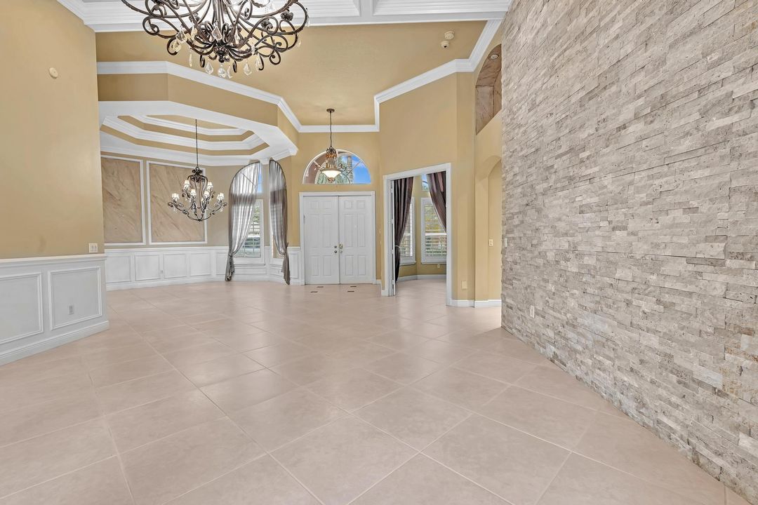 For Sale: $1,225,000 (5 beds, 3 baths, 3541 Square Feet)