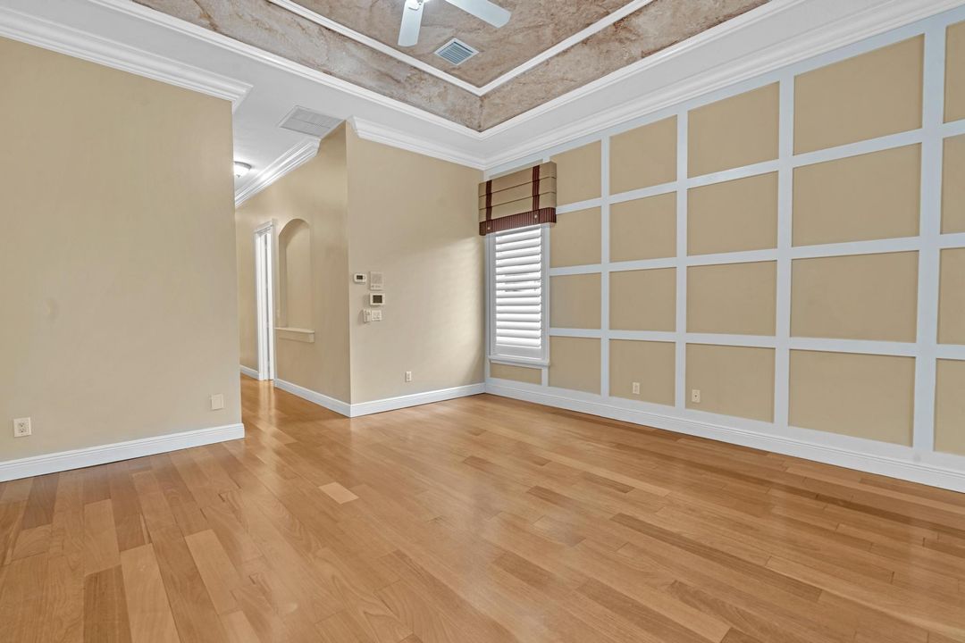 For Sale: $1,225,000 (5 beds, 3 baths, 3541 Square Feet)