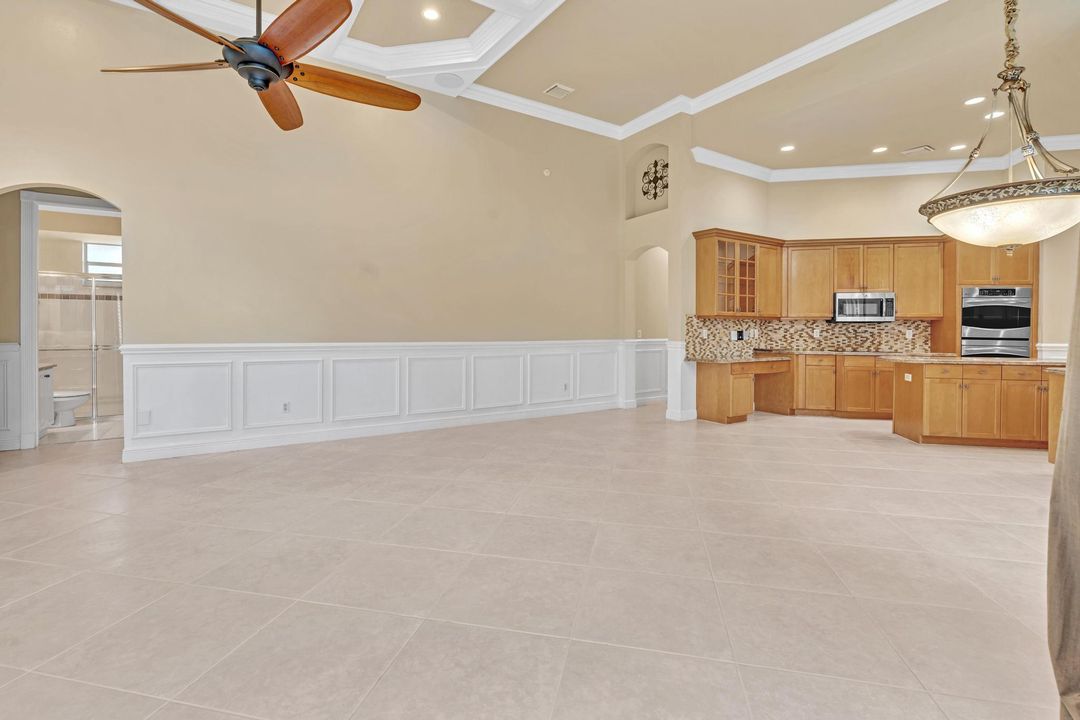 For Sale: $1,225,000 (5 beds, 3 baths, 3541 Square Feet)