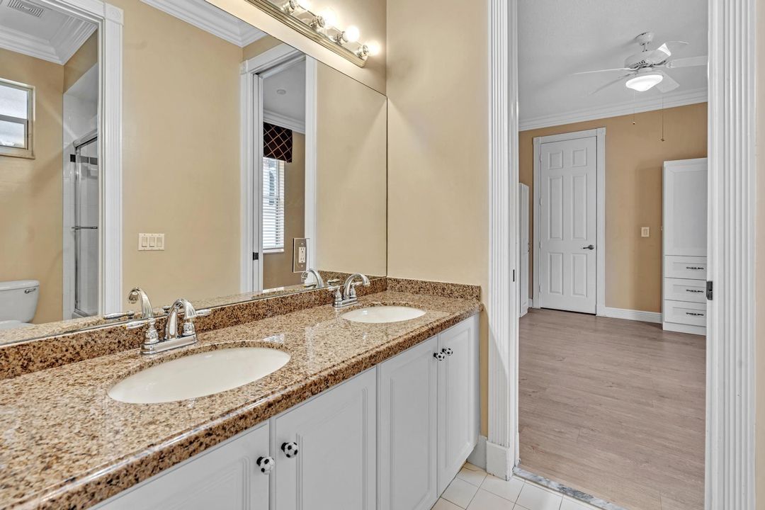 For Sale: $1,225,000 (5 beds, 3 baths, 3541 Square Feet)