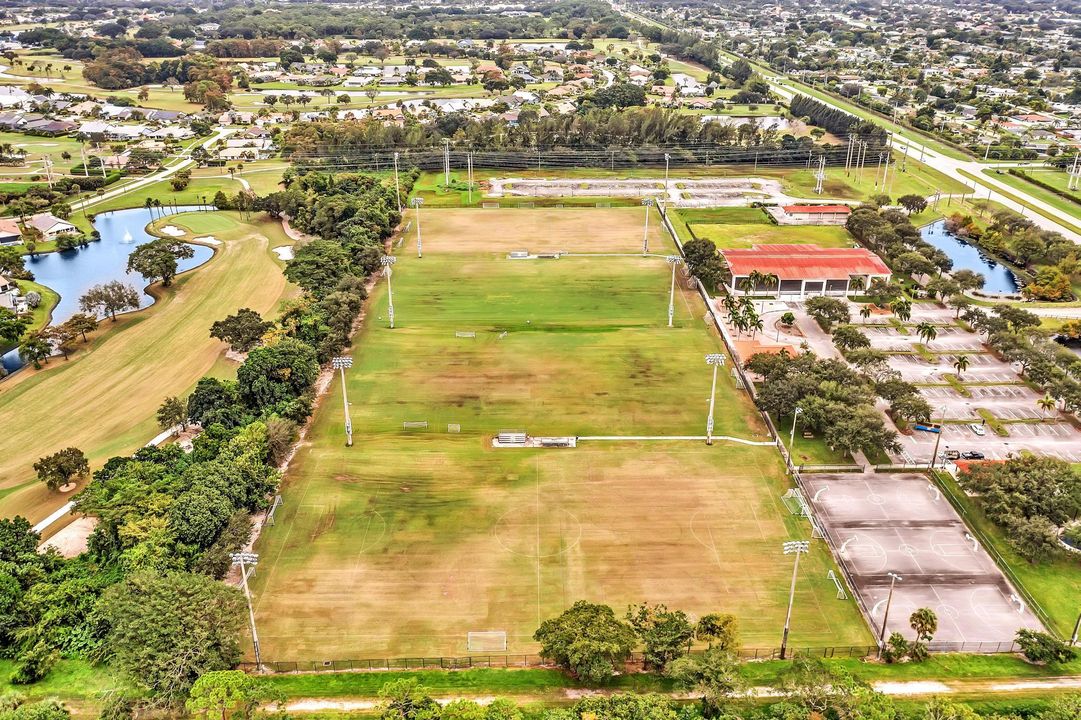 For Sale: $1,225,000 (5 beds, 3 baths, 3541 Square Feet)