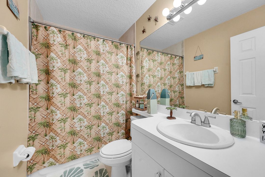 En Venta: $289,000 (2 camas, 2 baños, 1500 Pies cuadrados)