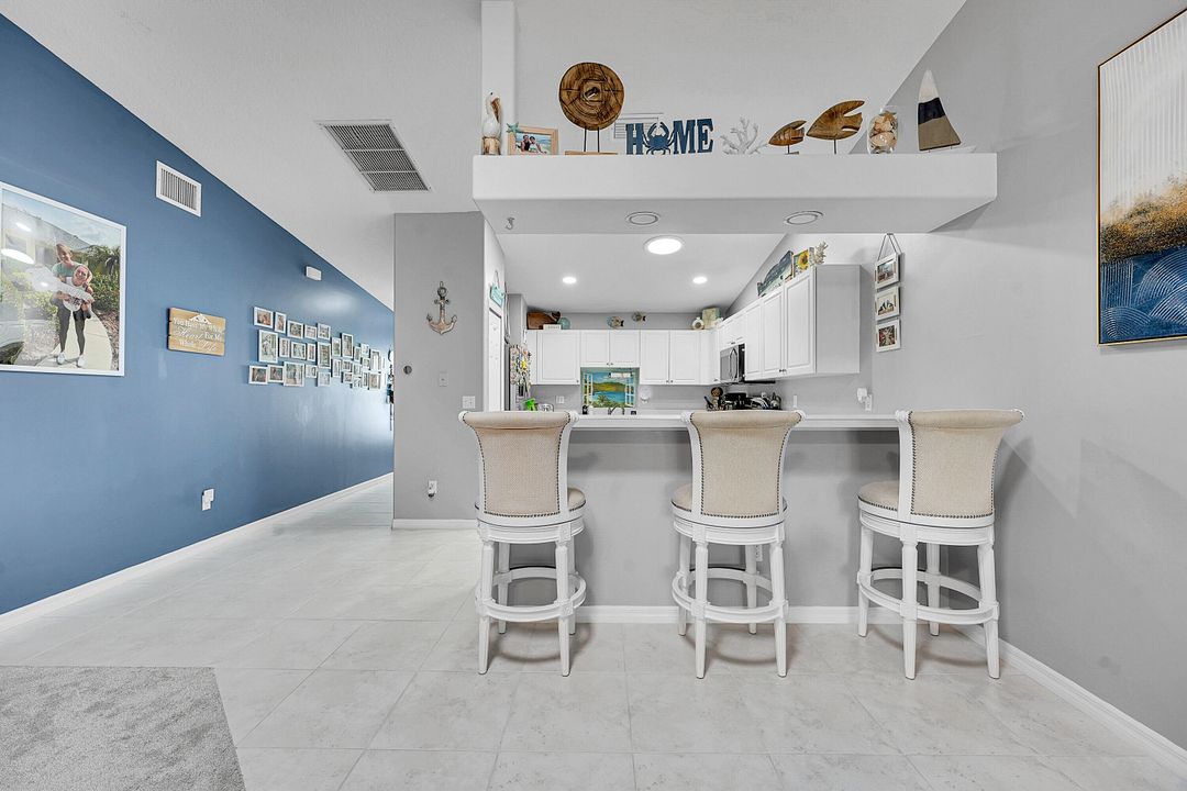 En Venta: $289,000 (2 camas, 2 baños, 1500 Pies cuadrados)