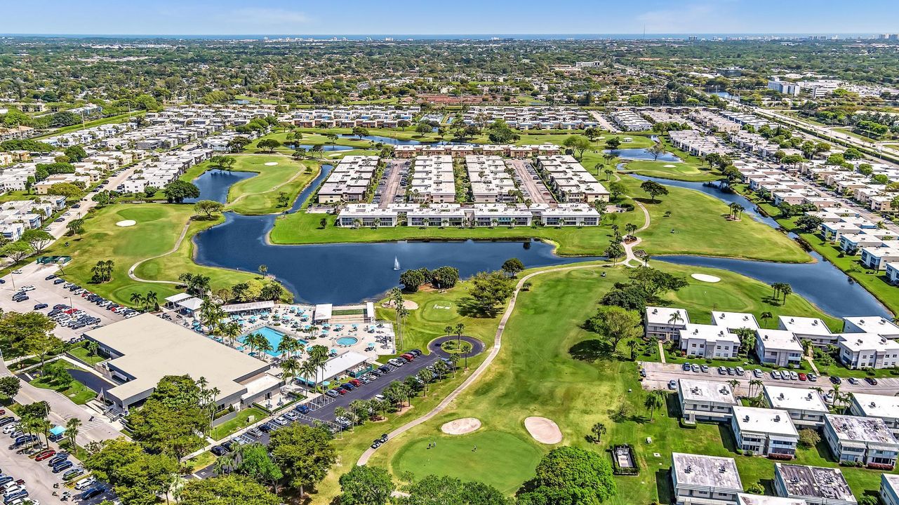 待售: $110,000 (2 贝兹, 2 浴室, 880 平方英尺)