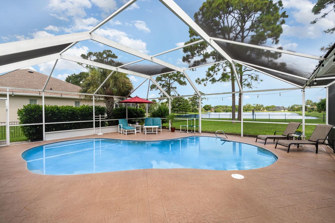 For Sale: $685,000 (4 beds, 3 baths, 2223 Square Feet)